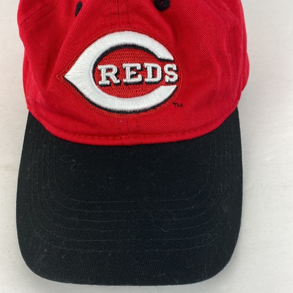 Cincinnati Reds Ball Cap Like New Adjustable - Picture 3 of 9
